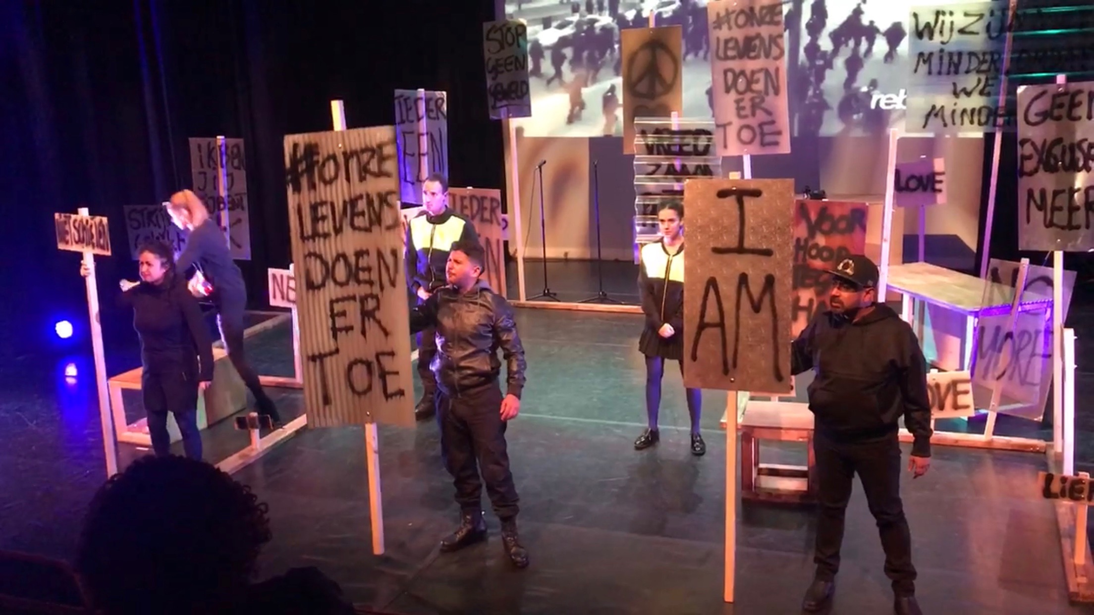 Theaterstuk ‘F*ck The Police’ moet etnisch profileren blootleggen