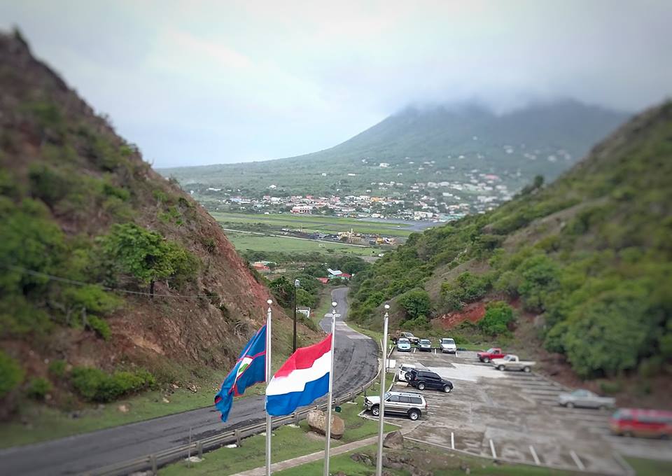 Meerderheid Curaçaos parlement veroordeelt Nederlands ingrijpen op Sint-Eustatius