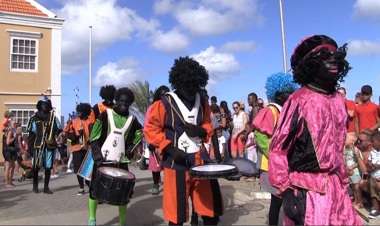 ‘Door kolonisatie móét ik dealen met het Sinterklaasfeest op Bonaire’