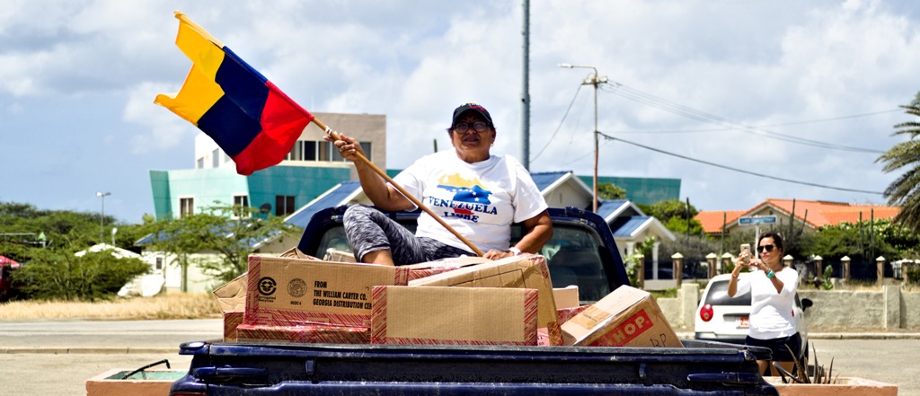 Op Aruba liggen de hulpgoederen voor Venezuela klaar