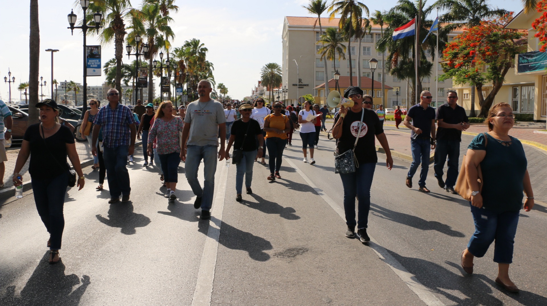 Protesterende ambtenaren op Aruba: ‘we willen gehoord worden’