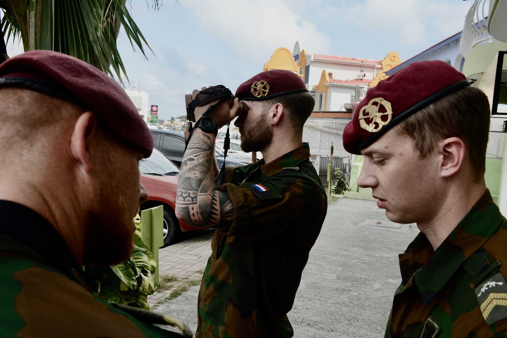 Koninklijke Landmacht brengt Sint-Maarten in kaart voor orkaanseizoen