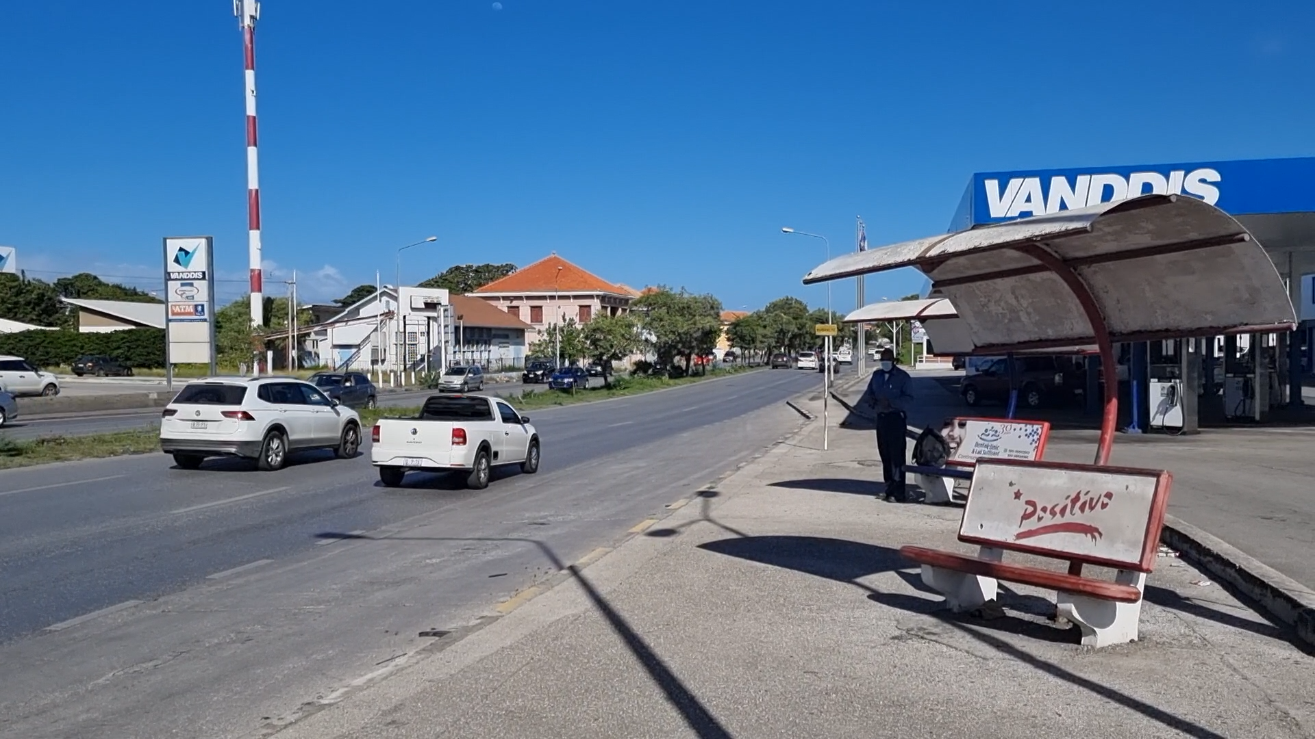 ‘Ontbreken verkeersbeleid kost Curaçaose gemeenschap miljoenen’