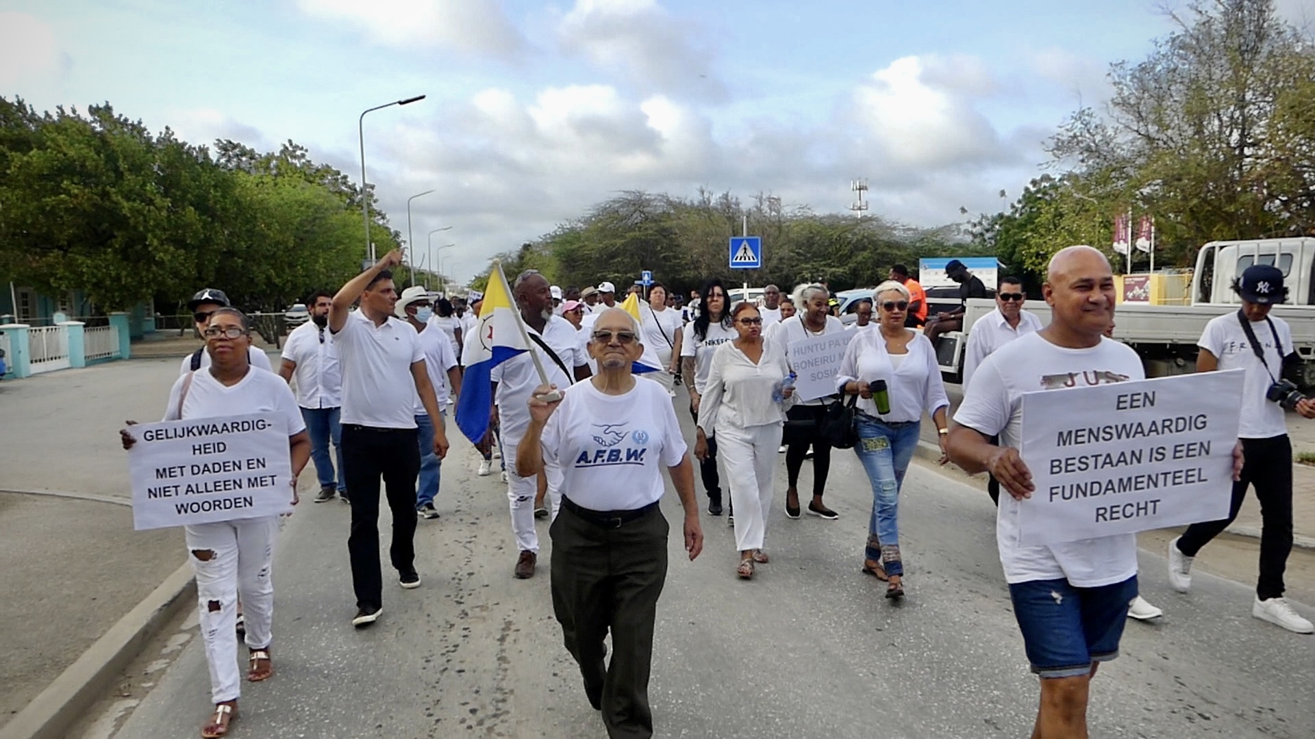 Bittere armoede op Bonaire: Inwoners eisen met demonstratie actie van politiek Den Haag