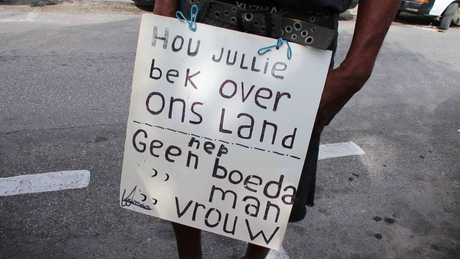 Eerste lesbische stel getrouwd op Curaçao: ‘Een historisch moment ...