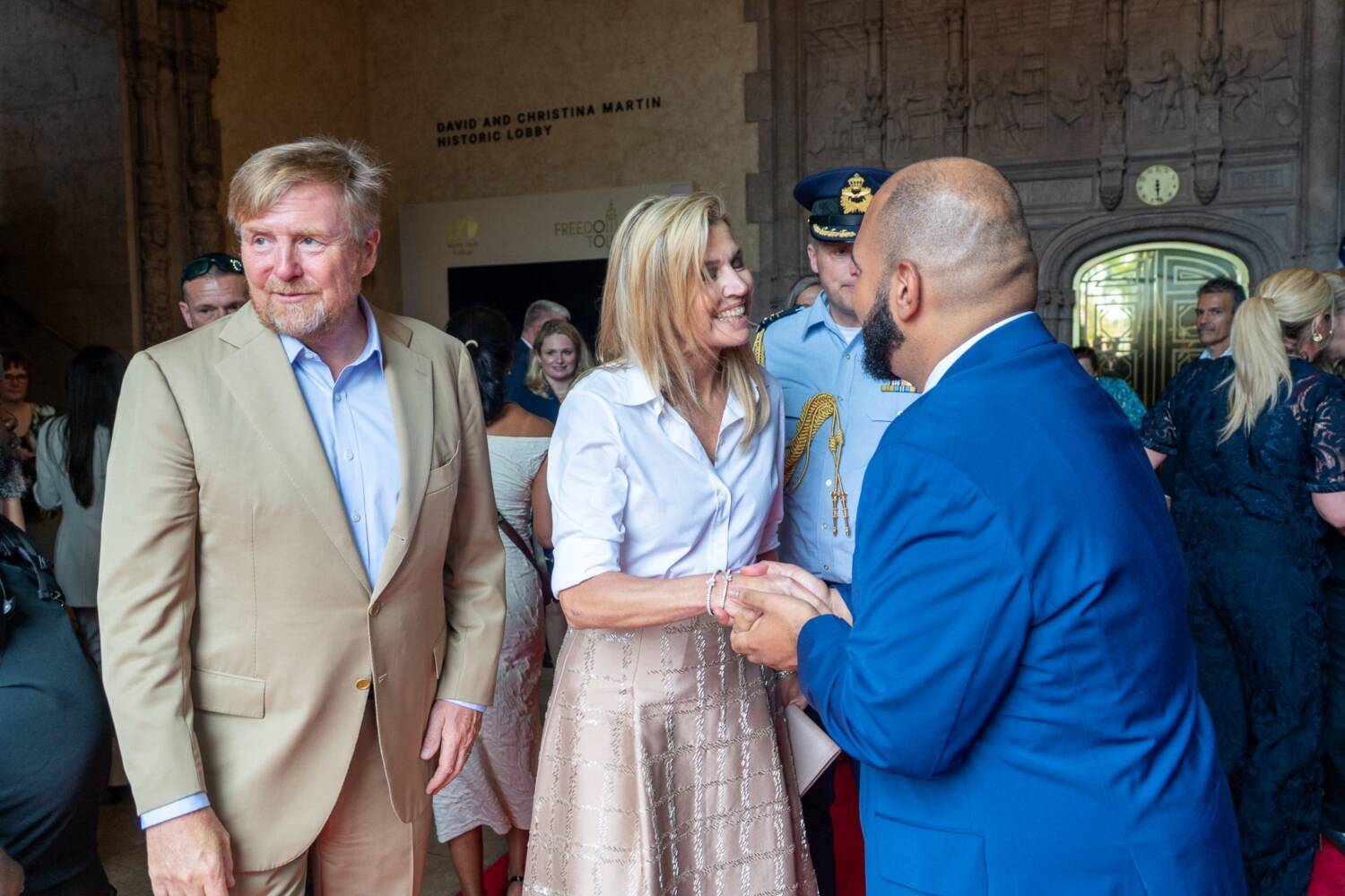 Weekoverzicht: Koning benadrukt alle landen van koninkrijk, oud-minister moet nu echt zitten en meer Amerikanen bezoeken Curaçao