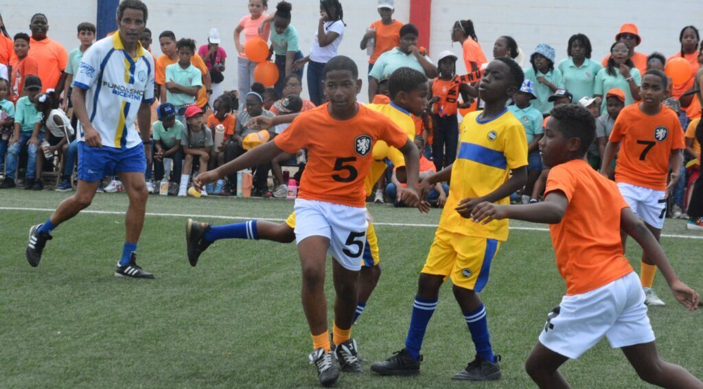 Met het WK Voetbal voor kinderen op Curaçao is een droom van Remko Bicentini uitgekomen