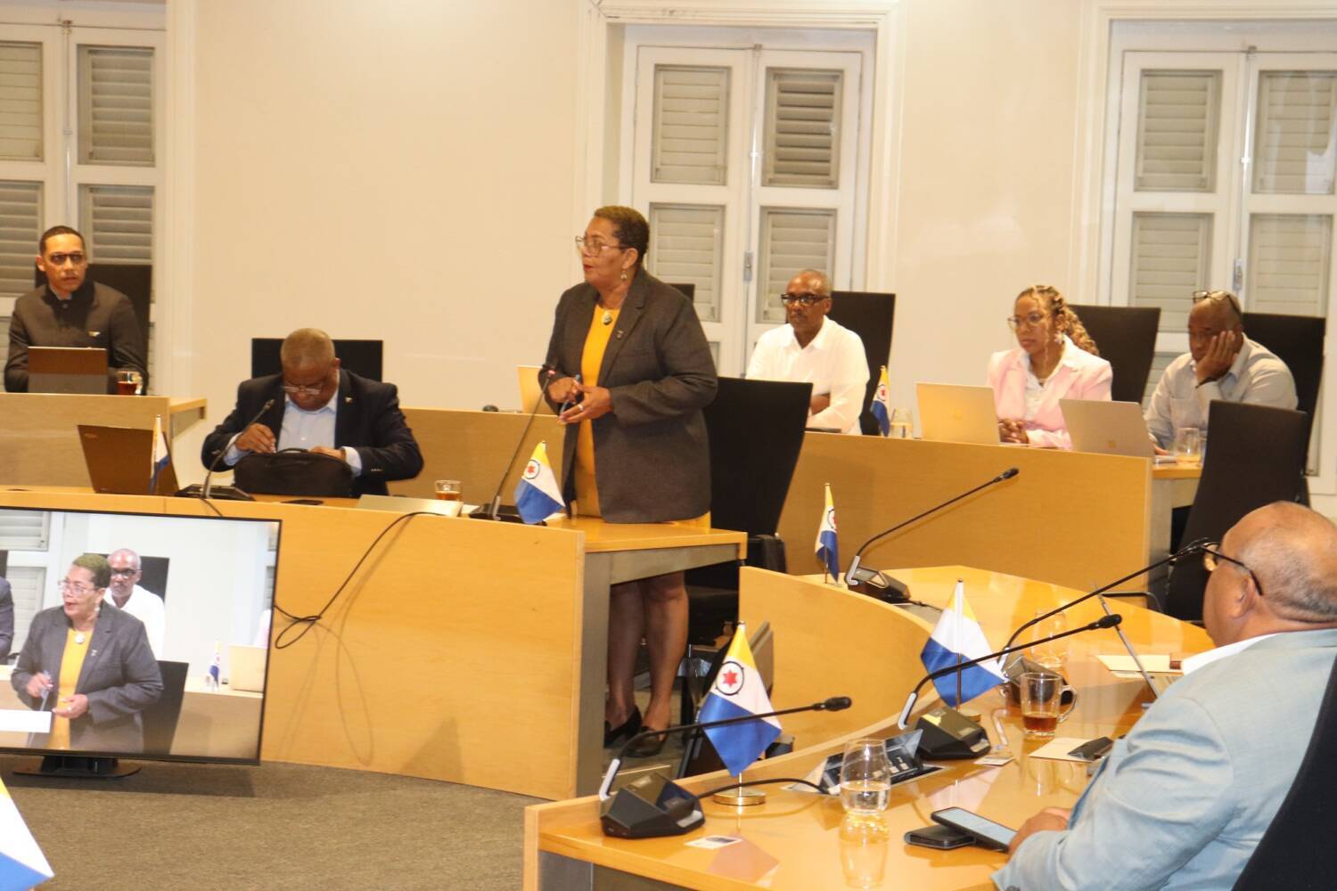 Politieke crisis op Bonaire laait opnieuw op: UPB trekt steun aan MPB in